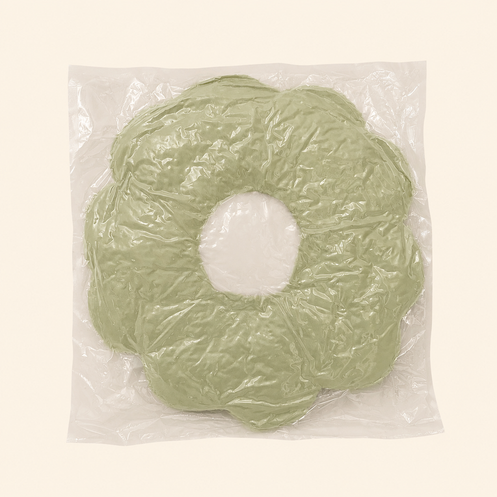 Plush Daisy Flower Throw Pillow – Green