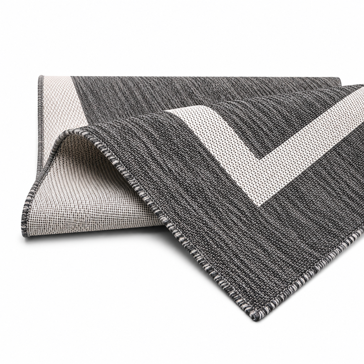 Luul Home Bordered Outdoor Rug 7x5