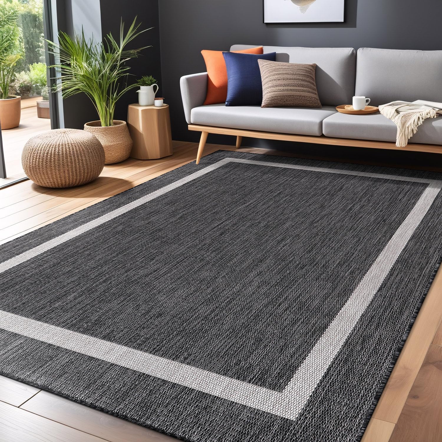Luul Home Bordered Outdoor Rug 7x5